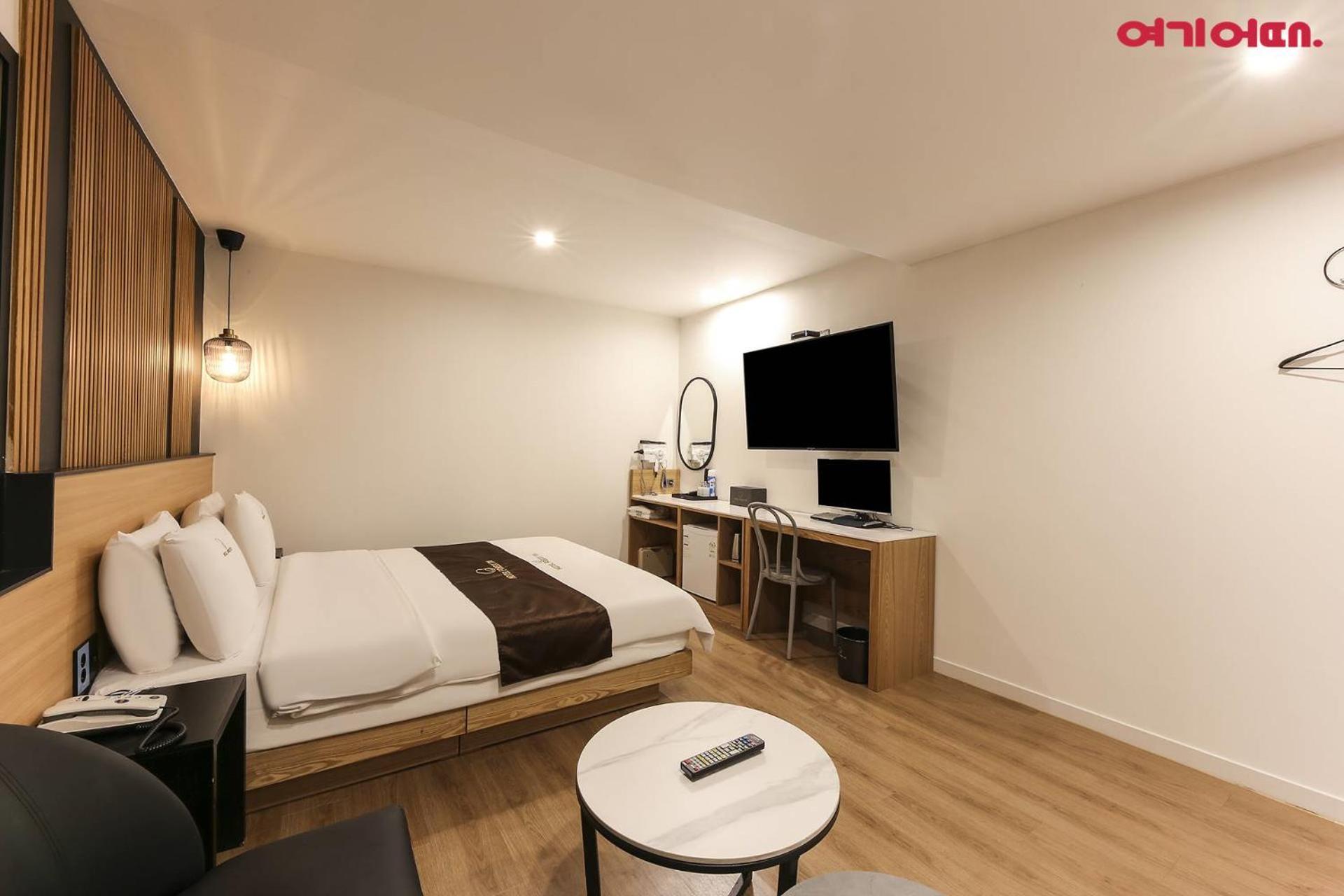 Forest 701 Hotel Тегу Екстер'єр фото