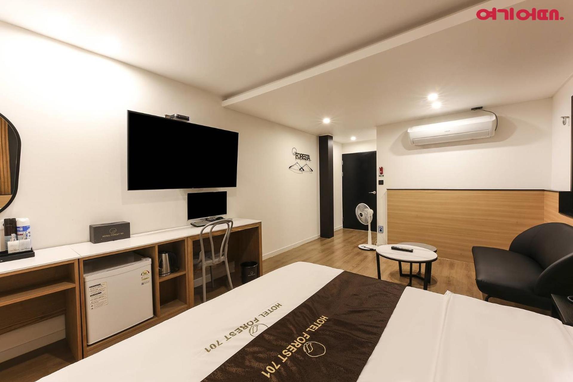 Forest 701 Hotel Тегу Екстер'єр фото