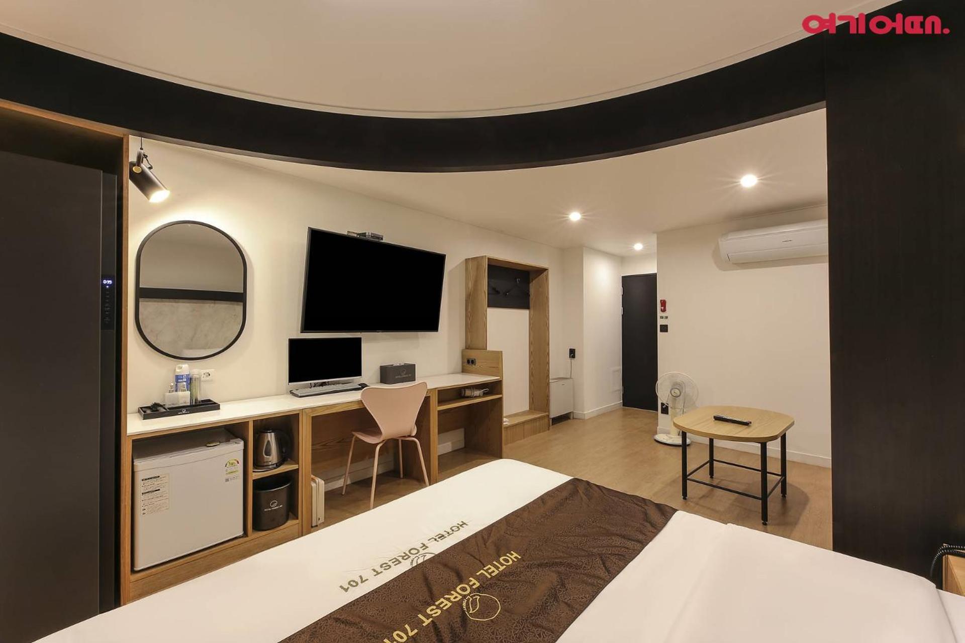 Forest 701 Hotel Тегу Екстер'єр фото